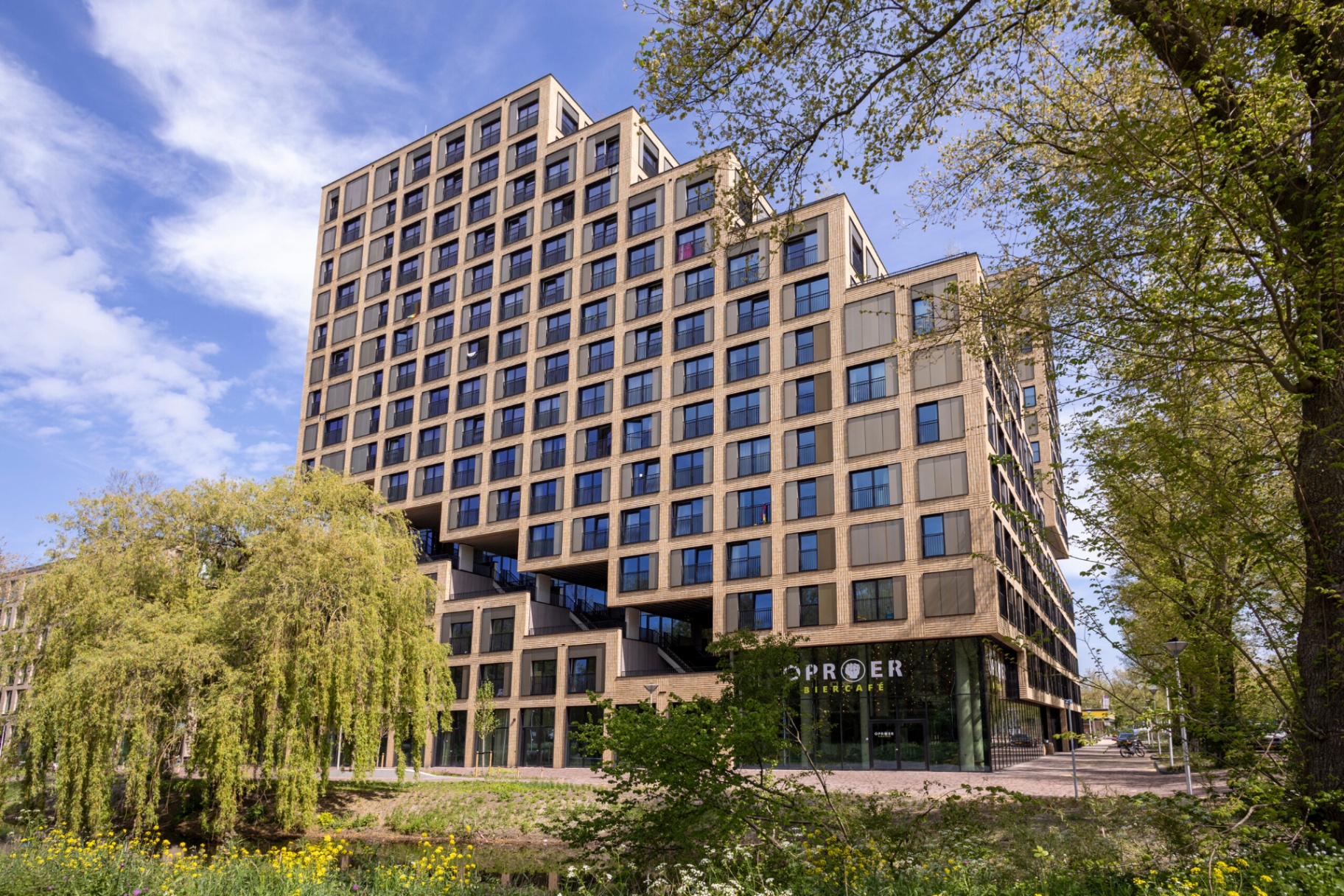Residencia de Estudiantes The Cube
